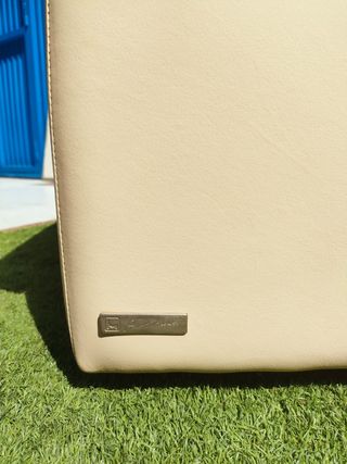 Puff piel sintética beige