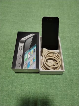 iPhone 4 16GB - Negro con caja y cargador