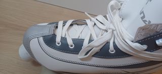 Patines TIJUANA y equipo de protección. Talla 39