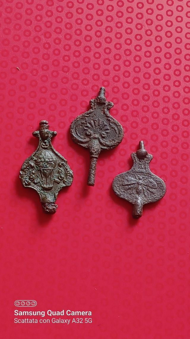 3 Chiavi Antiche in Metallo vintage x orologi