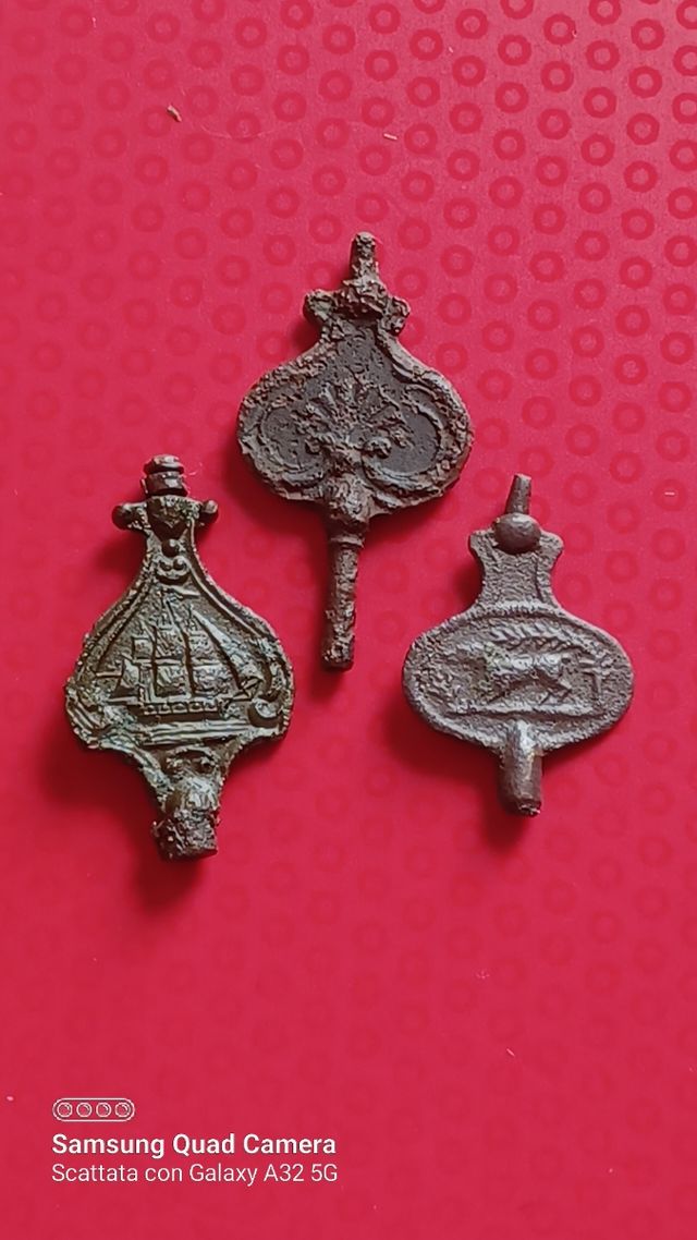 3 Chiavi Antiche in Metallo vintage x orologi