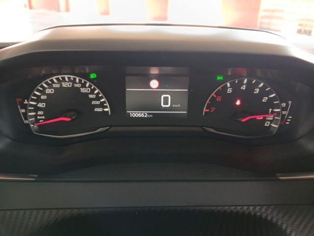 Peugeot 2008 Allure Pack BlueHDI 81kW (110CV)