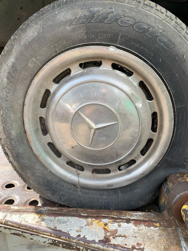 Tapacubos llantas Mercedes Benz W123