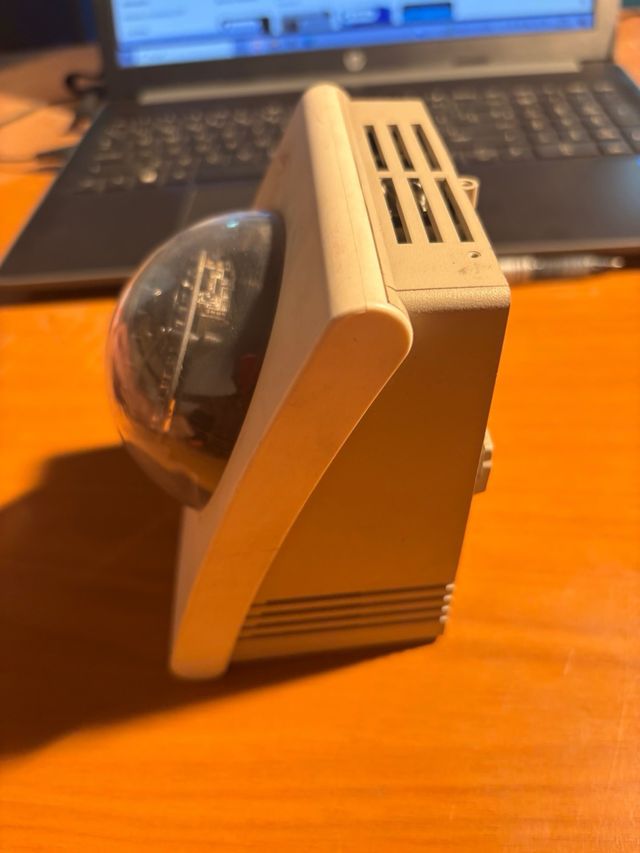 Telecamera di sorveglianza - 9785