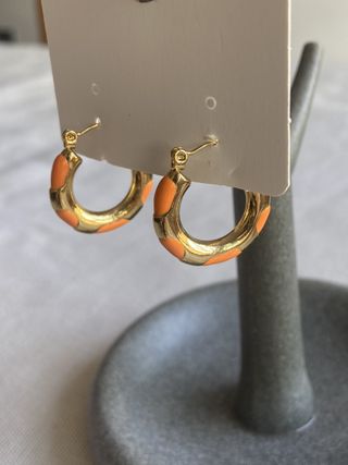 Aretes aro dorado anaranjado