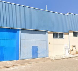 Nave industrial - 250m - Alquiler