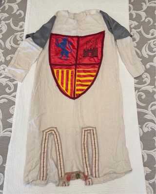 Traje medieval infantil, dispongo de 2 unidades