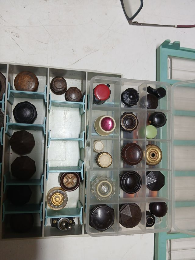 Mandos de madera y baquelita