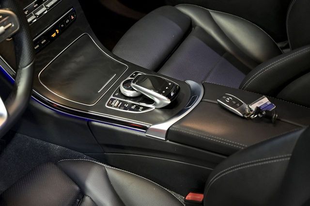 Mercedes Clase C   C 200 AMG 