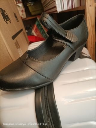 Zapatos negros mujer tacón bajo