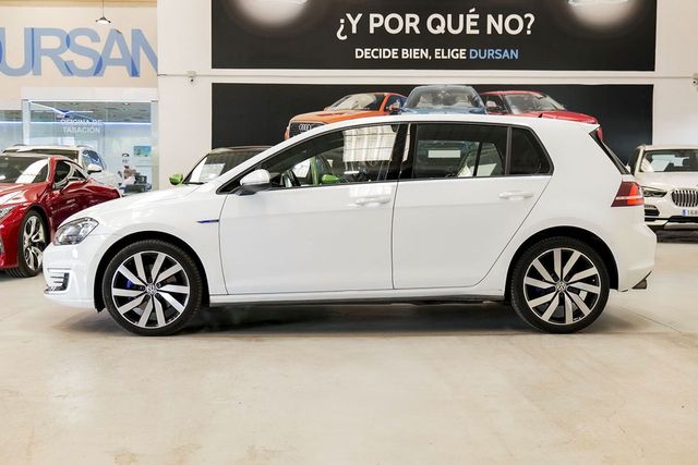 Volkswagen Golf   1.4 TSI DSG GTE 