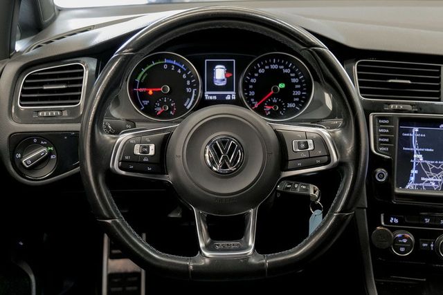 Volkswagen Golf   1.4 TSI DSG GTE 