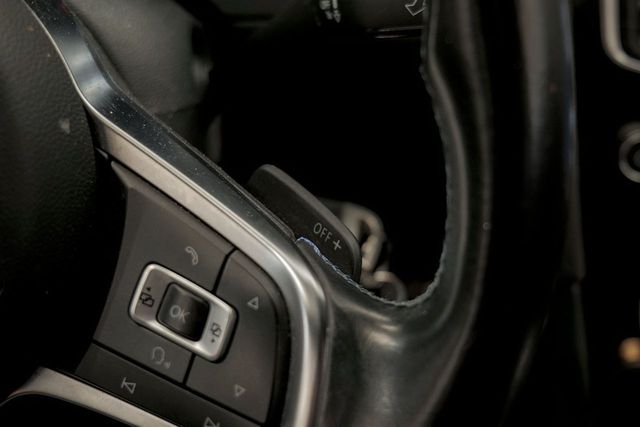 Volkswagen Golf   1.4 TSI DSG GTE 