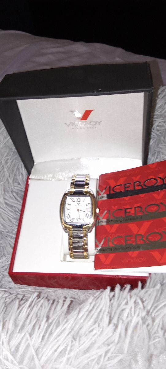 Reloj Viceroy dorado y plateado