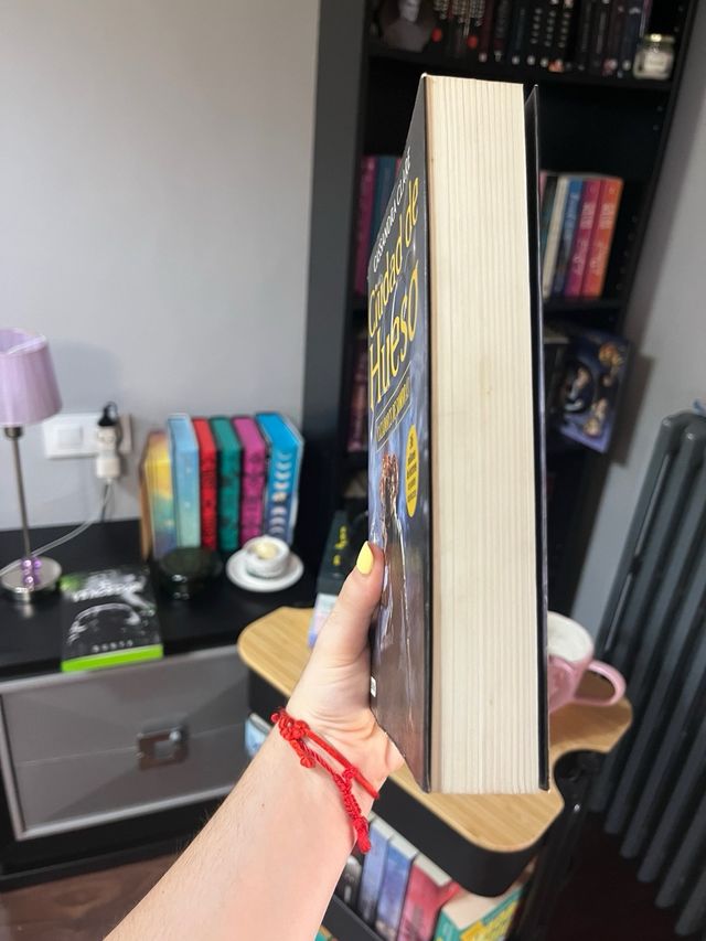 Ciudad de Hueso: Cazadores de sombras 1