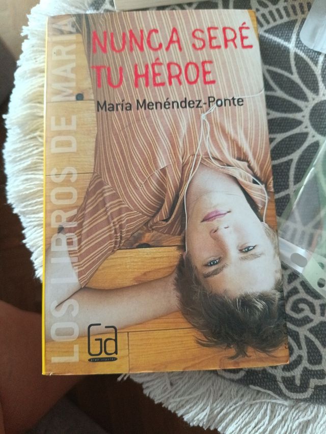 Nunca seré tu héroe (Los libros de…) (Spanish E...