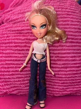 Muñeca Bratz - Cabello rubio