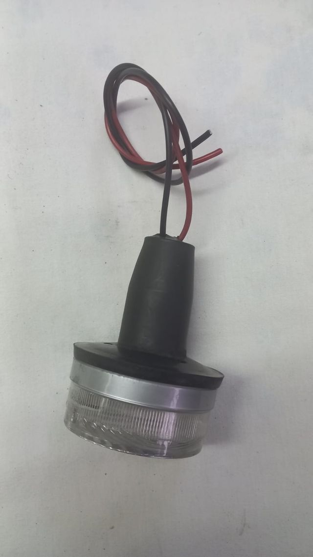 Luz posición RENAULT 8