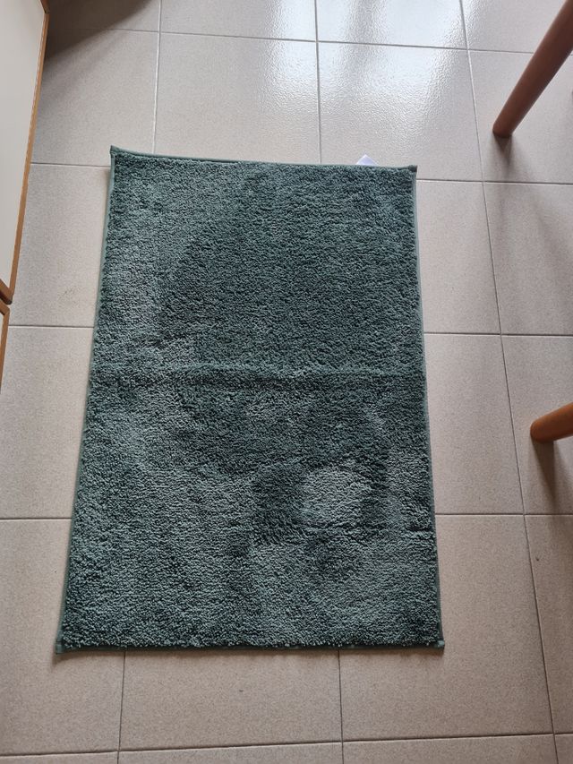 Tappeto bagno verde oliva