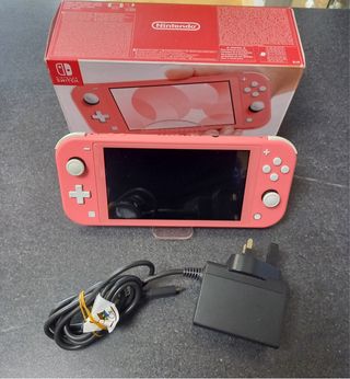 Nintendo Switch Lite Coral