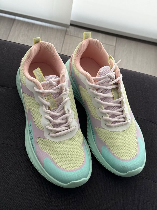 Zapatillas Leftie - verdes y rosas