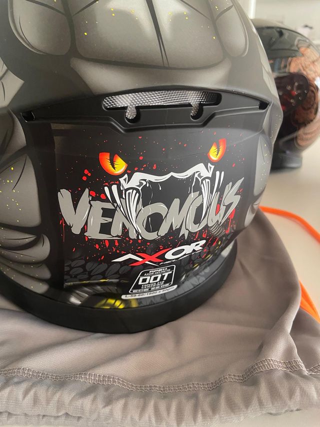 Casco integral Apex Venomous con visera oscura new