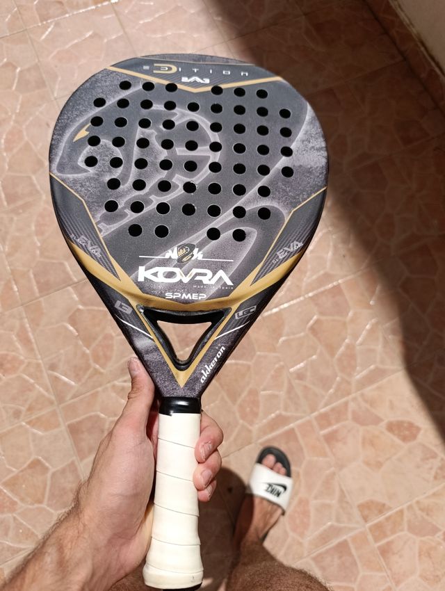 Pala pádel Akkeron Edition 23