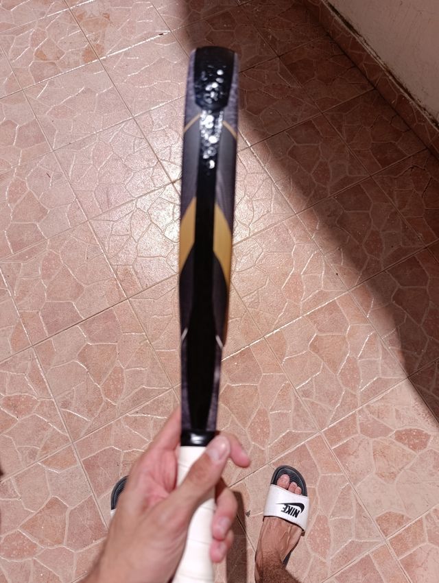 Pala pádel Akkeron Edition 23