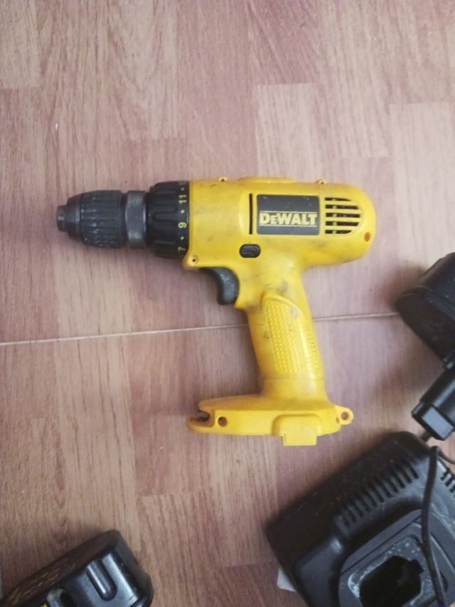 Taladro Dewalt de bateria