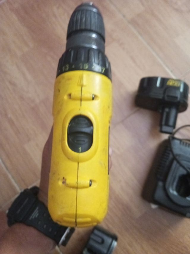 Taladro Dewalt de bateria