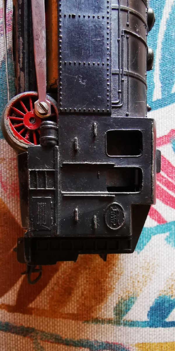 Locomotora Paya + Geyper