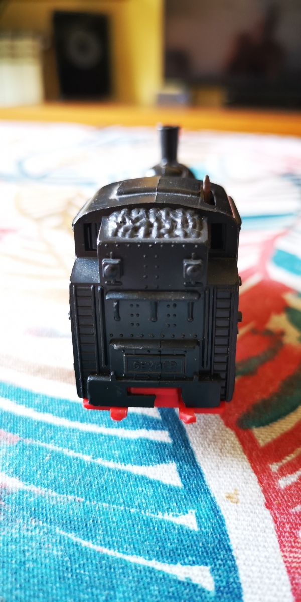 Locomotora Paya + Geyper