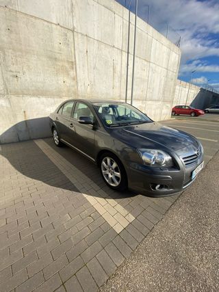 Toyota Avensis 2008