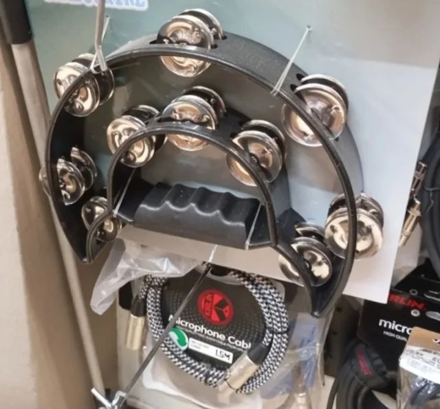 Pandereta profesional semicircular