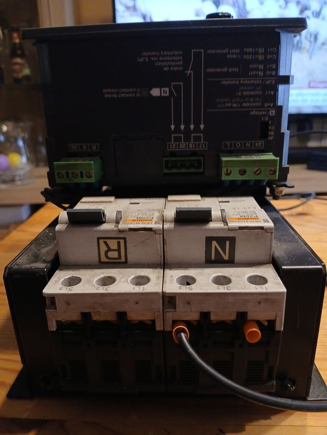 Automatismo Merlin Gerin Masterpact