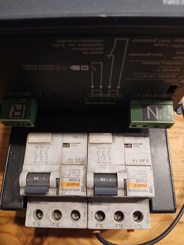 Automatismo Merlin Gerin Masterpact