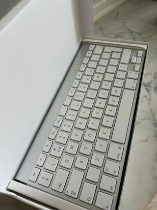 Teclado inglés Apple Blanco Inalámbrico