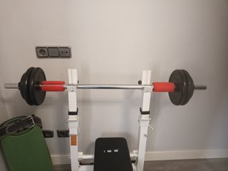 Banco Musculación con Pesas