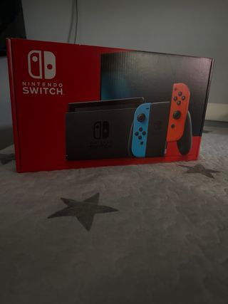 Nintendo Switch - Consola y mando
