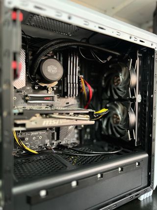 PC MSI Ryzen 7 ordenador sobremesa URGE