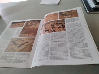 Revistas de  Arqueología Desperta Ferro y libro.