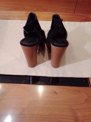 Sandalias negras MARYP tacón