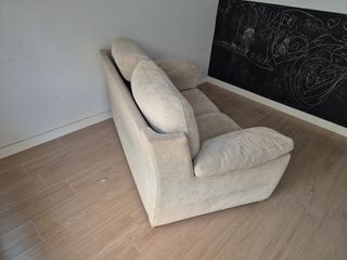 Sofá 2 plazas beige