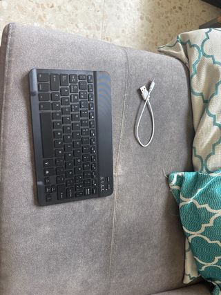 Teclado Bluetooth portátil