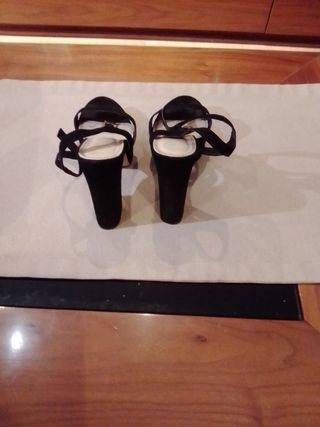 Sandalias tacón negras 36