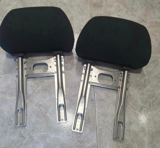 Reposacabezas traseros ORIGINALES Golf 3 GTI 20th