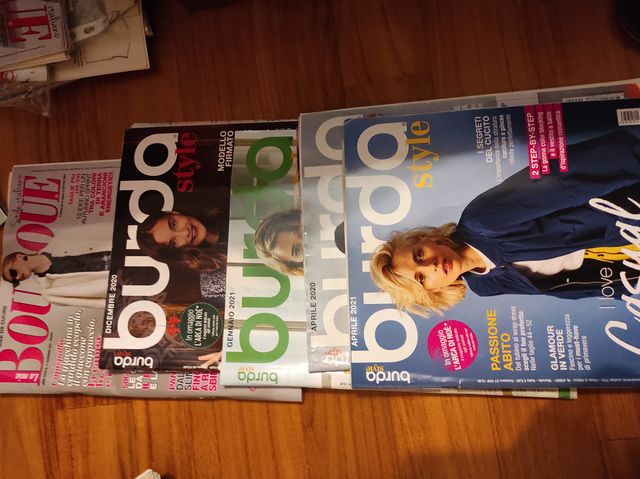 Riviste Burda cucito: cartamodelli