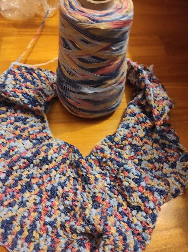 Filato stampato tessiland: 2 rocchetti