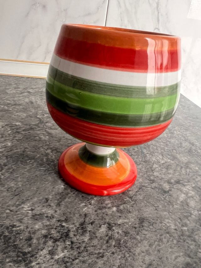 Copas de cerámica multicolor