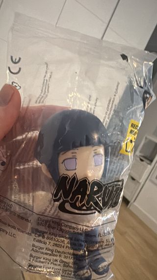 3 figuras de naruto